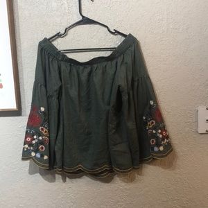 BOUTIQUE FLORAL OFF THE SHOULDER